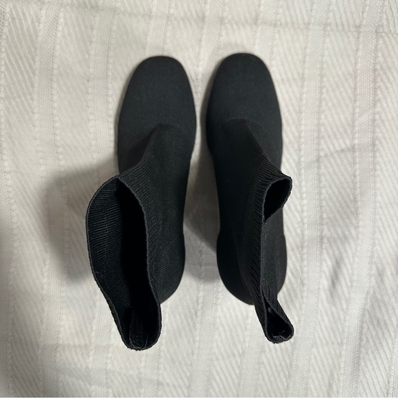 MIA Tarrin black fabric bootie with tortoiseshell block heel, size 9 - Picture 3 of 11